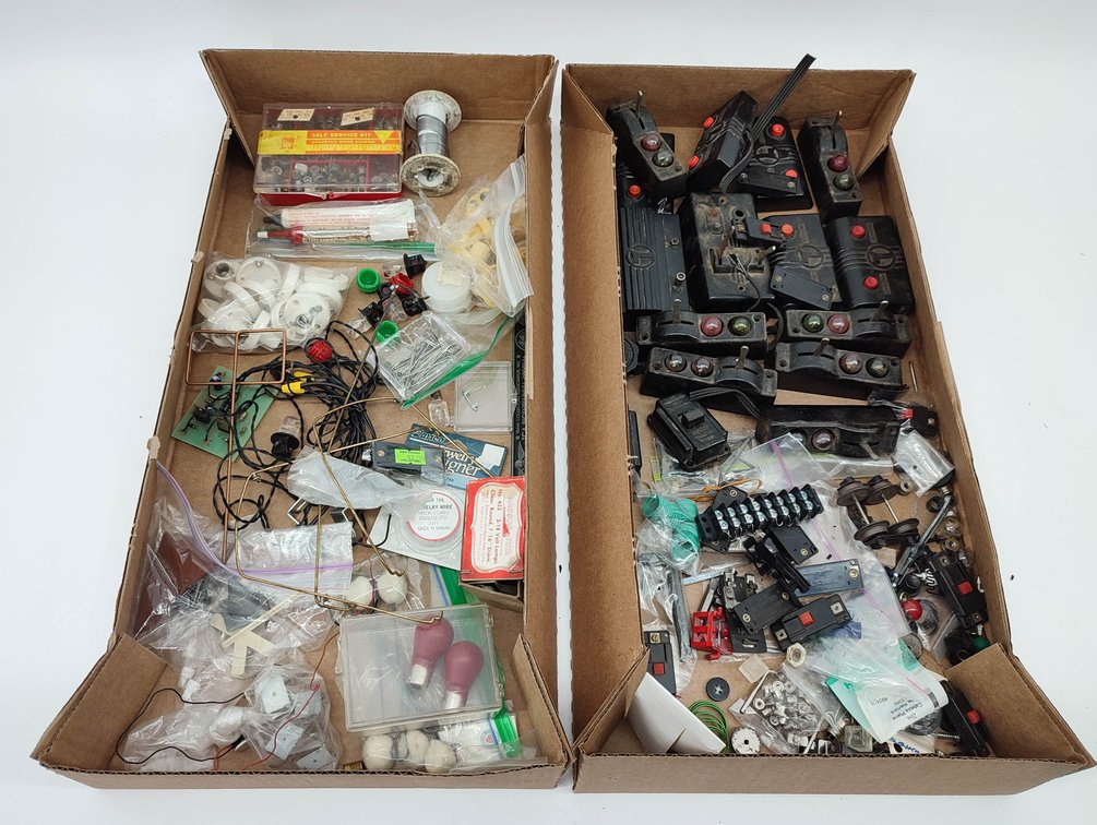 O SCALE CONTROLS PARTS AND PIECES  INV 262380705