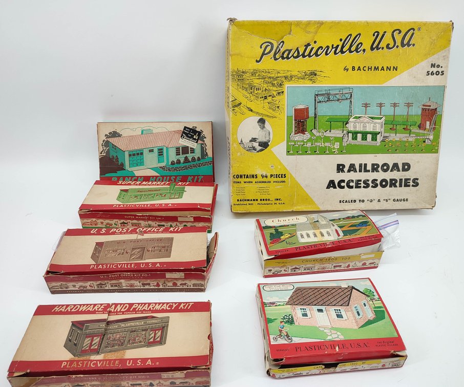 ACCESSORIES LOT OF PLASTICVILLE BUILDING KITS & ACCESSORIES AS IS  INV 262380715