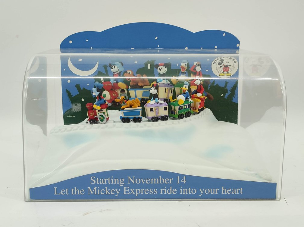 HALLMARK MICKEY EXPRESS RIDE INTO YOUR HEART IN DISPLAY  INV 262380724