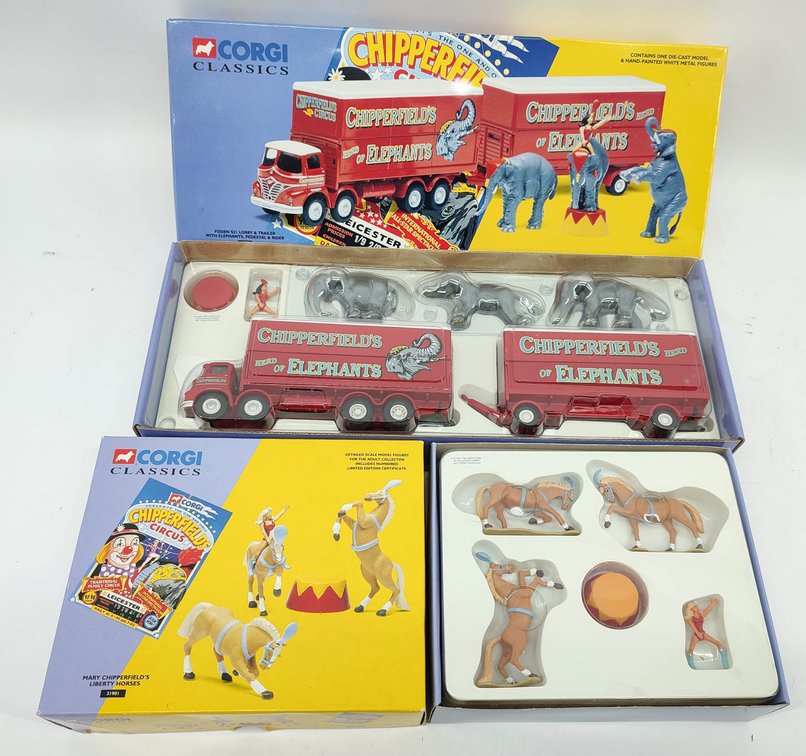 TOYS 2 CORGI CLASSICS CHIPPERFIELD CIRCUS TRUCK & TRAILER, MARY CHIPPERFILDS'S LIBERTY HORSES OBS  INV 262380751