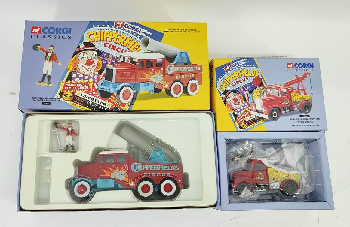 TOYS 2 CORGI CLASSICS CHIPPERFIELD CIRCUS SCAMMELL HIGHWAYMAN W/ CRANE, CONSTRUCOR CANNON & RINGMASTER OBS  INV 262380754