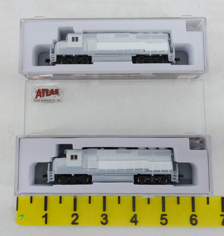 2 ATLAS 48601 N GP40-2 UNDECORATED LOCOMOTIVES W/ DB, 2 OBS INV 263331966
