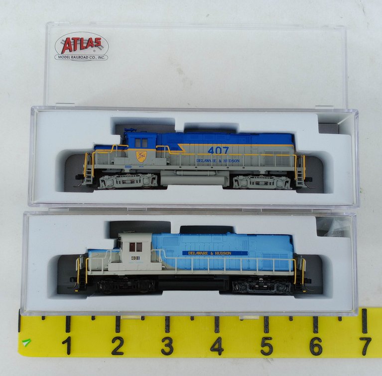 2 ATLAS N C420 DELAWARE & HUDSON LOW NOSE LOCOMOTIVES 401 & 407, 2 OBS INV 263331978