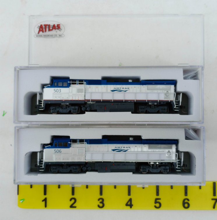 2 ATLAS N 40 005 181 & 183 AMTRAK PHASE V DASH 8-32BHW LOCOMOTIVES, 2 OBS INV 263332008