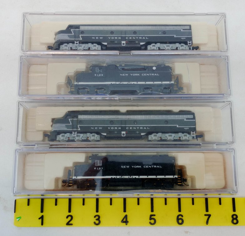 4 LIFE-LIKE N SCALE NYC E8 & GP-20 LOCOMOTIVES, 4 OBS  INV 263332083