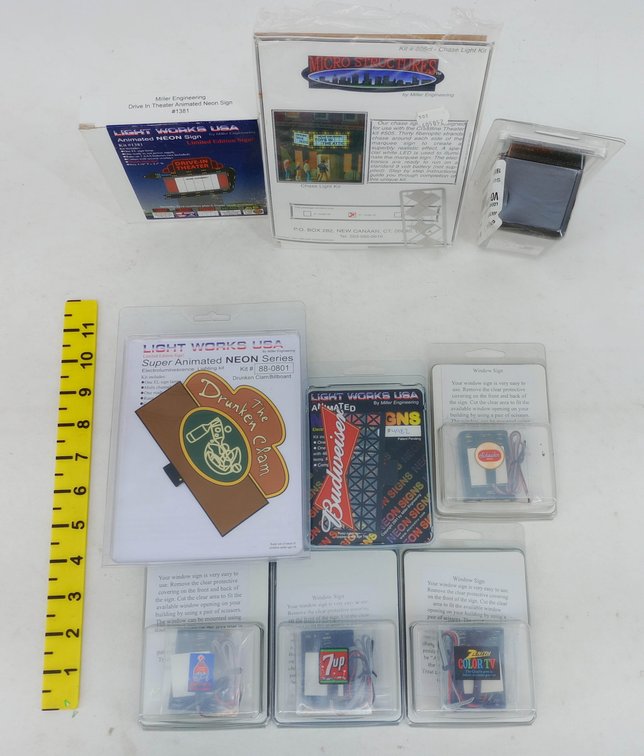 ASSORTED LIGHT WORKS USA NEON SIGNS & MICRO STRUCTURES CHASE LIGHT KIT  INV 263332118