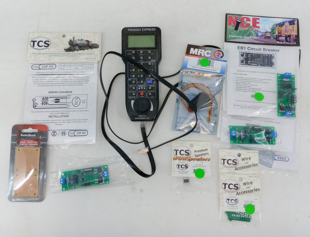 MRC PRODIGY EXPRESS DCC THROTTLE WITH TCS DECODER ACCESSORIES NCE EB1 CIRCUIT BREAKERS & RADIOSHACK CIRCUIT BOARD  INV 263332124