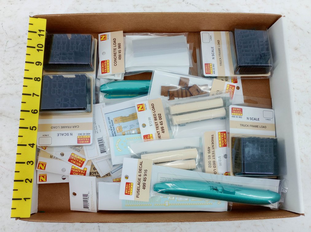ASSORTED MICRO-TRAINS N SCALE FREIGHT CAR LOADS & FUSELAGES SOME OBS NNC  INV 263332130