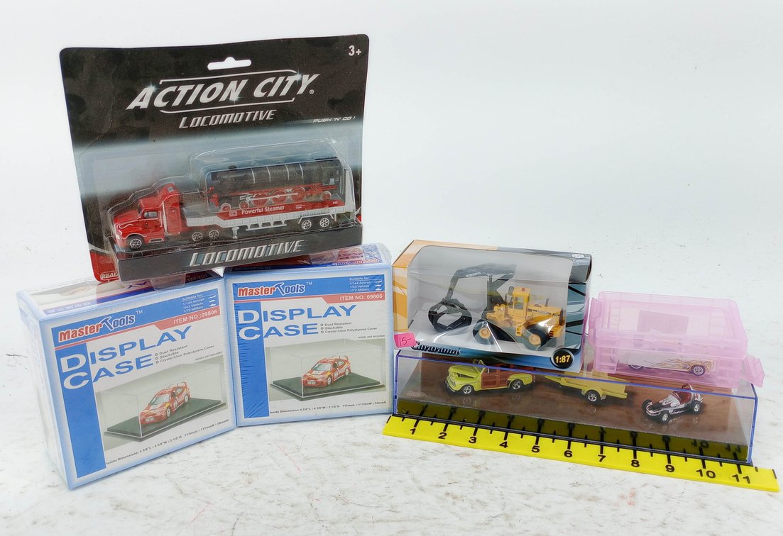2 MASTER TOOLS DISPLAY CASES, ACTION CITY LOCOMOTIVE TRUCK, CARARAMA VOLVO 1:87 & DIORAMA CASE SET 4 OB  INV 263332144