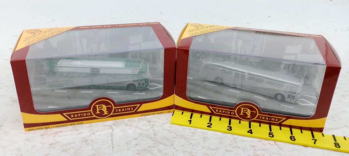 2 RAPIDO TRAINS HO SCALE NEW LOOK BUSES NYC & SILVER, 2 OBS  INV 263332198