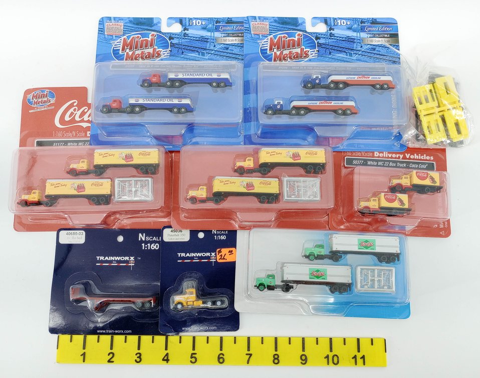MINI METALS & TRAINWORX N SCALE COCA-COLA, STANDARD OIL, CHEVRON, SO-CAL TRUCKS SOME OBS  INV 263332214
