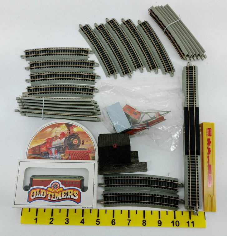 BACHMANN N SCALE CENTRAL PACIFIC RR OLD TIMERS COMBINE CAR OB W/ TRACK & ACCESSORIES INV 263332248