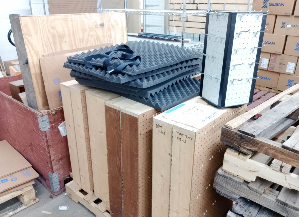 3 WOODEN PEGBOARD DISPLAY PANELS WITH HINGES, ROTATING PEG HOOK COUNTER DISPLAY & 4 ACOUSTIC FOAM PANELS INV 263332267
