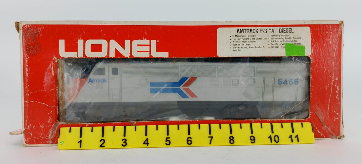 LIONEL O GAUGE 6-8466 AMTRAK F-3 A DIESEL LOCOMOTIVE DUMMY, OB  INV 262350015