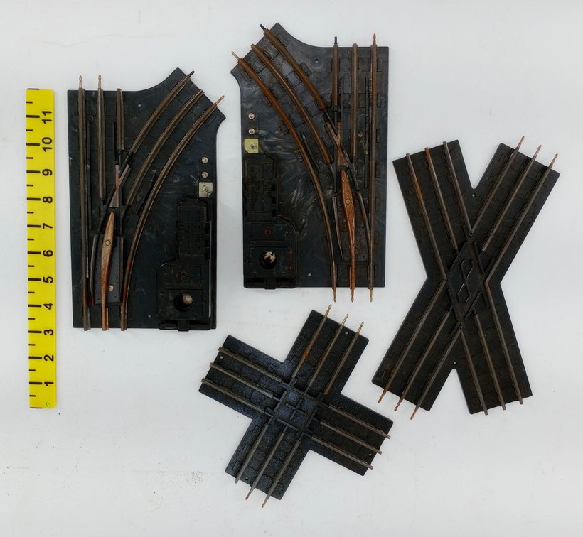 4 LIONEL 1122 O27 REMOTE CONTROL SWITCHES & CROSSOVERS  INV 262350020
