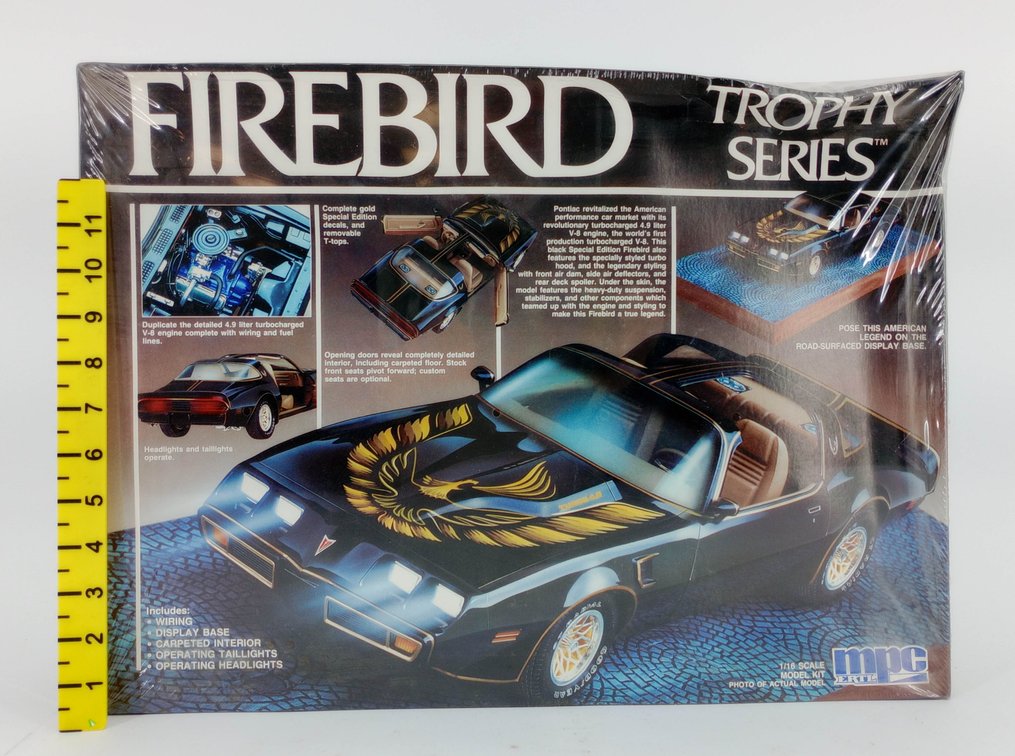 MPC ERTL FIREBIRD TROPHY SERIES 1/16 SCALE MODEL KIT SEALED OB  INV 262350028