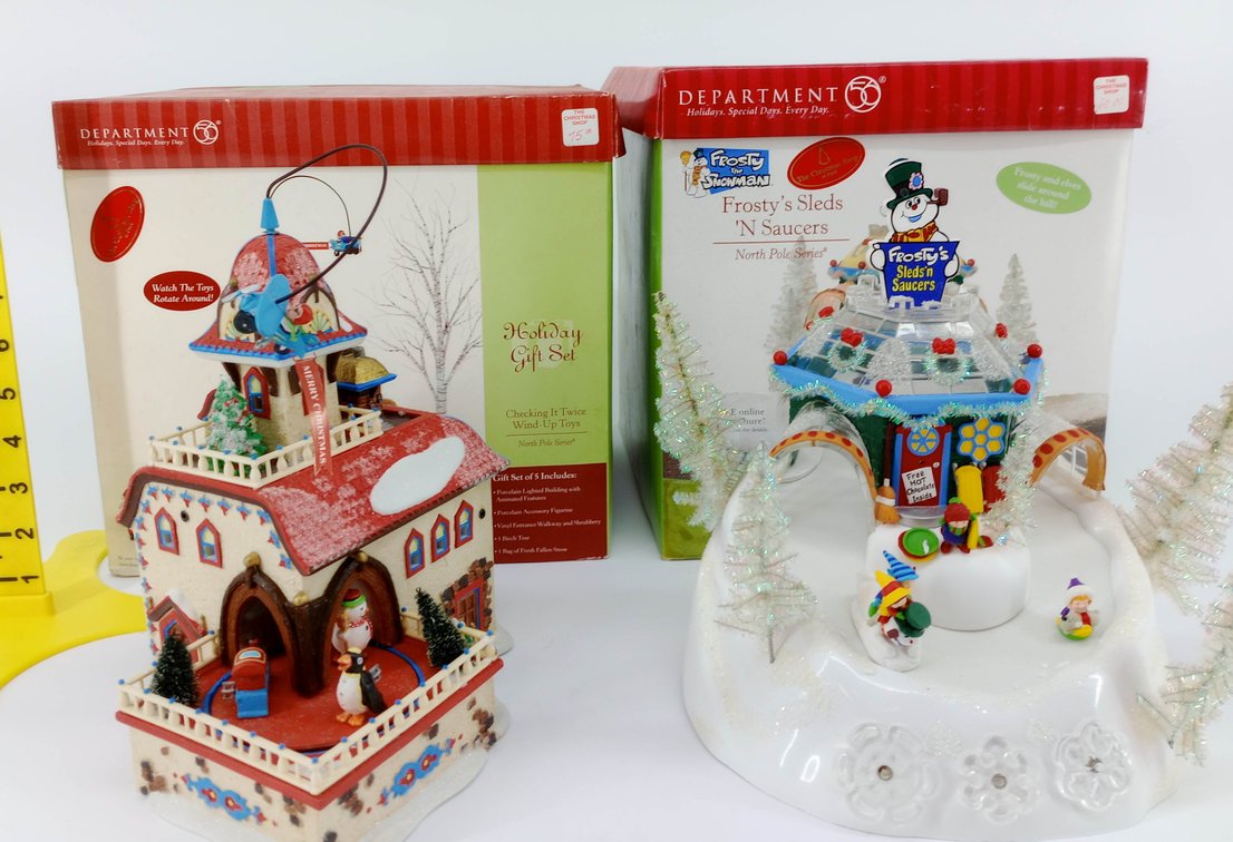 2 DEPARTMENT 56 NORTH POLE SERIES LIGHTED CHRISTMAS VILLAGE PIECES FROSTY'S SLEDS 'N SAUCERS & WIND-UP TOYS 2 OB  INV 263390199
