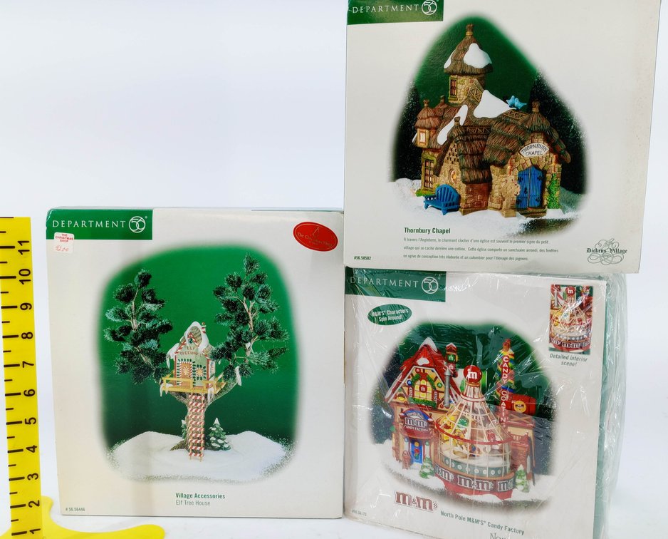 3 DEPARTMENT 56 LIGHTED VILLAGE PIECES THORNBURY CHAPEL ELF TREE HOUSE & M&M'S CANDY FACTORY 3 OB  INV 263390213