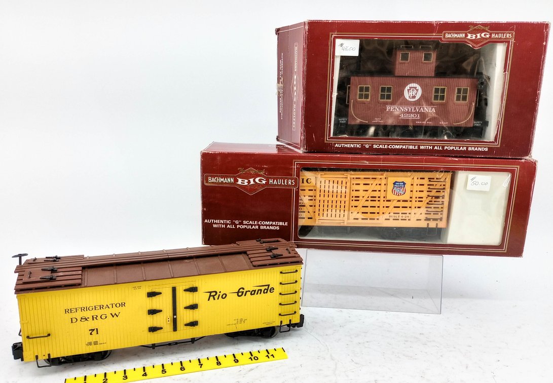 3 BACHMANN BIG HAULERS G SCALE CABOOSE, STOCK CAR & D&RGW REEFER, 2 OBS  INV 263390268