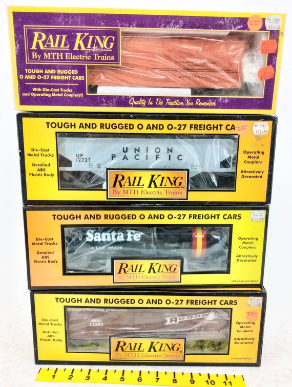 4 MTH RAIL KING O GAUGE FREIGHT CARS UNION PACIFIC, SANTA FE, ARROW & PRR, 4 OBS  INV 263390310