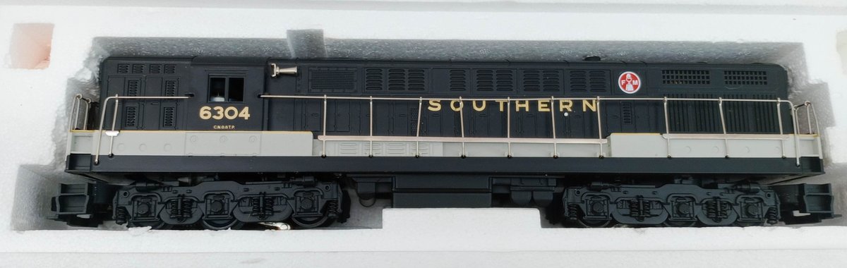 MTH O GAUGE MT-2121LP SOUTHERN 6304 FM TRAINMASTER DIESEL LOCOMOTIVE, OB  INV 263390325