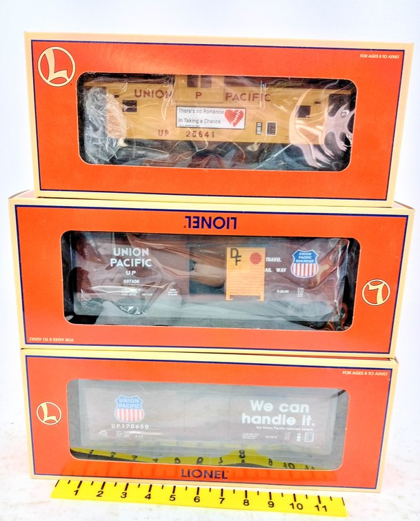3 LIONEL O GAUGE UNION PACIFIC CABOOSE, BOXCAR & REEFER 6-19753 6-17250 6-17318, 3 OBS  INV 263390349