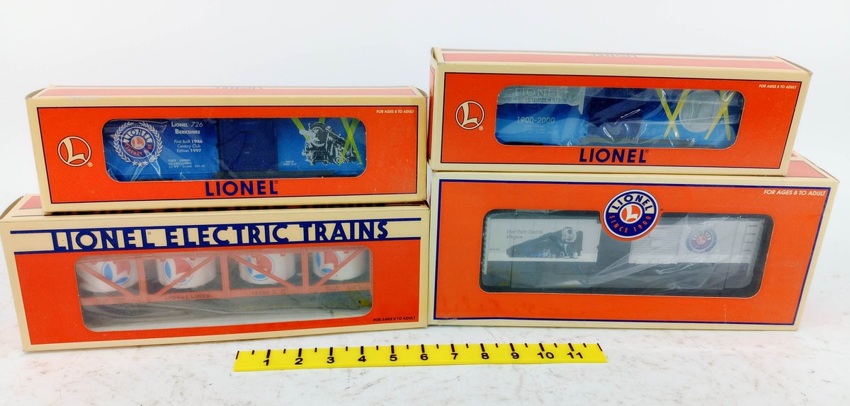 4 LIONEL CENTURY CLUB BOXCARS & LIONEL LINES VAT CAR O GAUGE, 4 OBS  INV 263390352