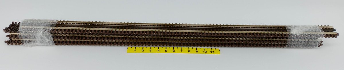 ASSORTED O GAUGE 3-RAIL STRAIGHT TRACK SECTIONS  INV 263390369