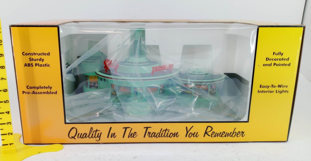 RAILKING O GAUGE 30-9105 MEL'S OPERATING DRIVE-IN DINER, OB  INV 263390390