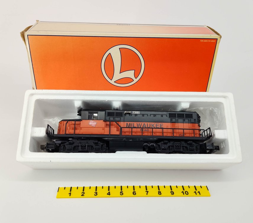 LIONEL O GAUGE 6-18574 MILWAUKEE ROAD GP-20 DIESEL LOCOMOTIVE, OB  INV 263390406