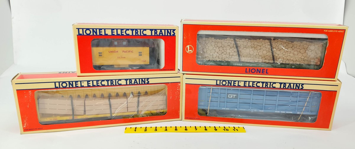 4 LIONEL O GAUGE UNION PACIFIC CABOOSE & FLATCARS, GTW AUTO CARRIER, BC RAIL BULKHEAD FLATCAR, 4 OBS  INV 263390408