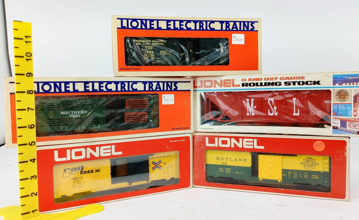 5 LIONEL O & 027 GAUGE BOXCARS, HOPPER & STOCK CAR, 5 OBS  INV 263390473