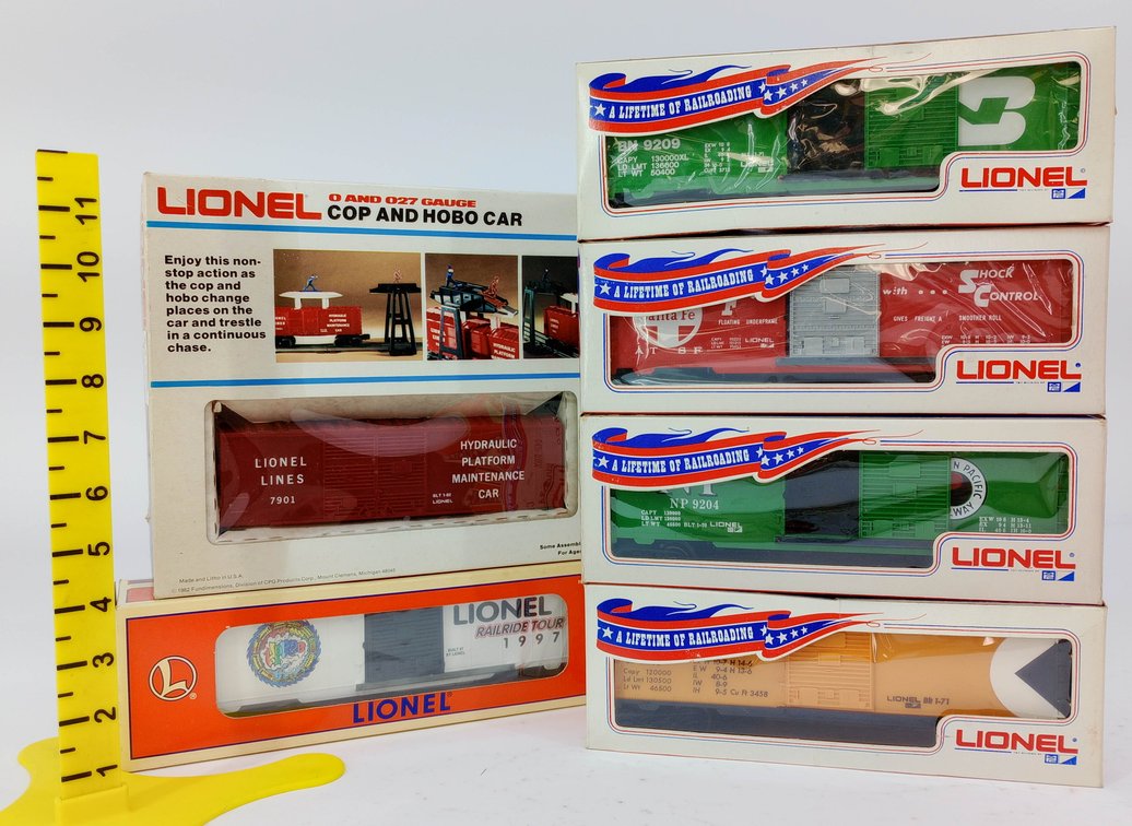 6 LIONEL O GAUGE BOXCARS & COP AND HOBO CAR, 6 OBS  INV 263390469