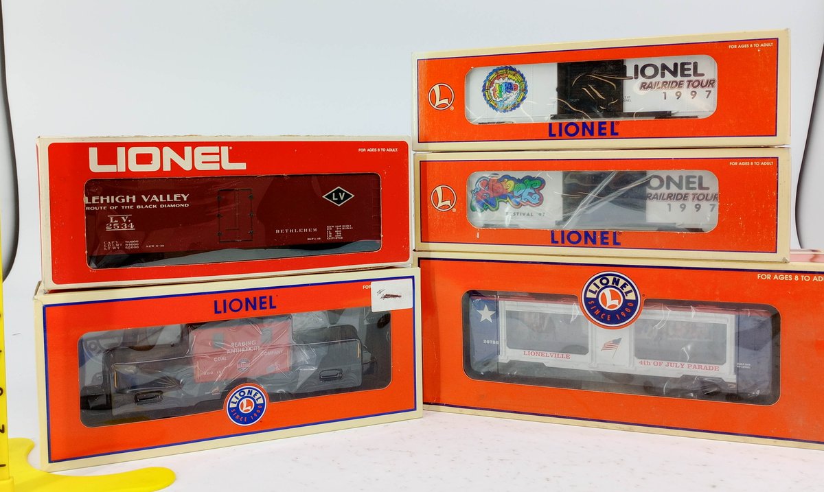 5 LIONEL O GAUGE LEHIGH VALLEY, RAILRIDE TOUR, PARADE & READING CABOOSE CARS, 5 OBS  INV 263390478