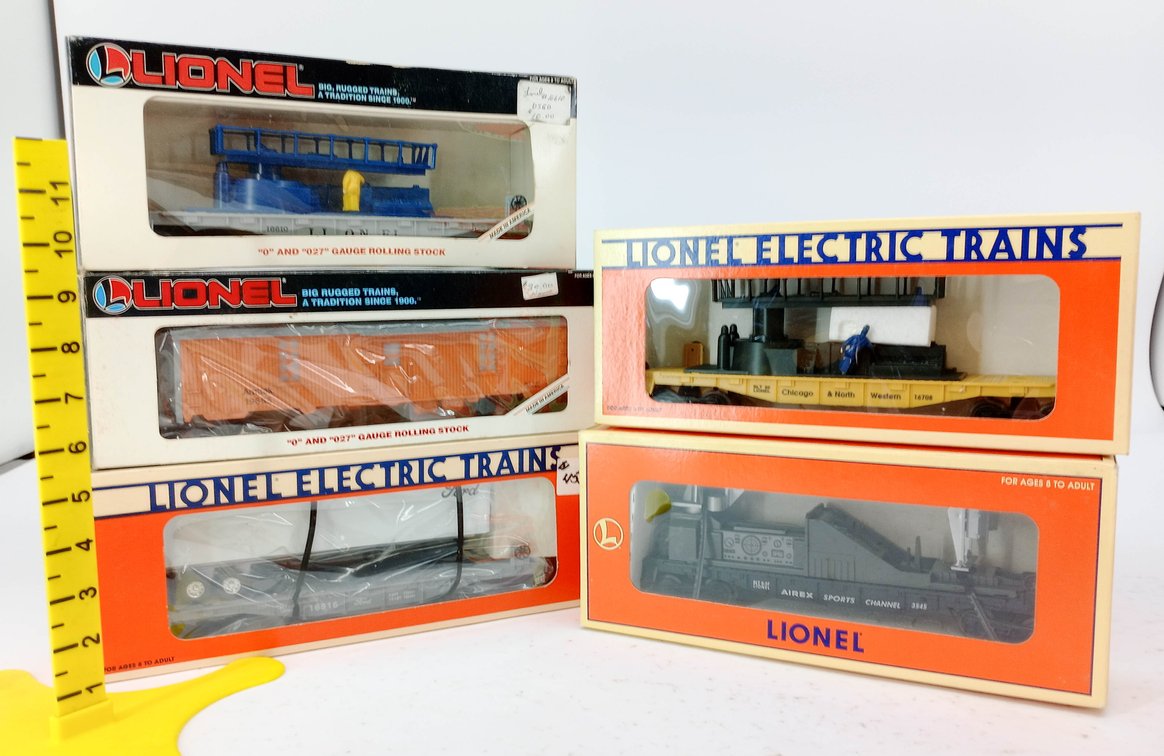 5 LIONEL O GAUGE MAINTENANCE, TOOL, TV & FORD FLATCAR TRAIN CARS, 5 OBS  INV 263390474
