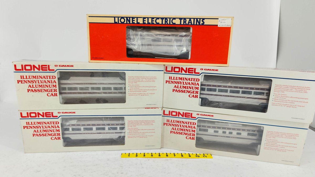 5 LIONEL O GAUGE PENNSYLVANIA ILLUMINATED ALUMINUM PASSENGER CARS 6-9571 TO 6-9574 & 6-7208, 5 OBS  INV 263390483