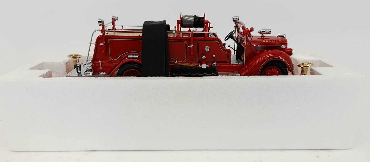 MTH 10-2106 200 SERIES STD GAUGE FLAT CAR W/ GEORGETOWN FIRE TRUCK, OB  INV 263410067