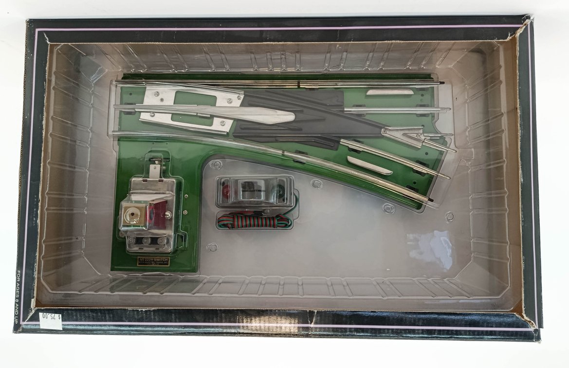 MTH TINPLATE TRADITIONS 10-4003 STANDARD GAUGE WIDE RADIUS RIGHT SWITCH, OB  INV 263410082