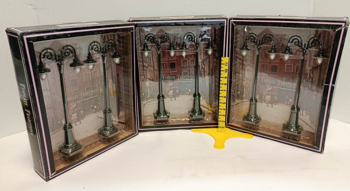 3 MTH TINPLATE TRADITIONS NO. 67 LAMP POST SETS, STD GAUGE, 3 OBS  INV 263410080