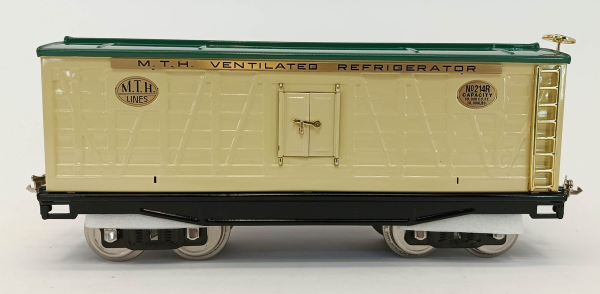 MTH 10-205 TINPLATE TRADITIONS 214R REEFER CAR, IVORY & PEACOCK, STD GAUGE, OB  INV 263410127