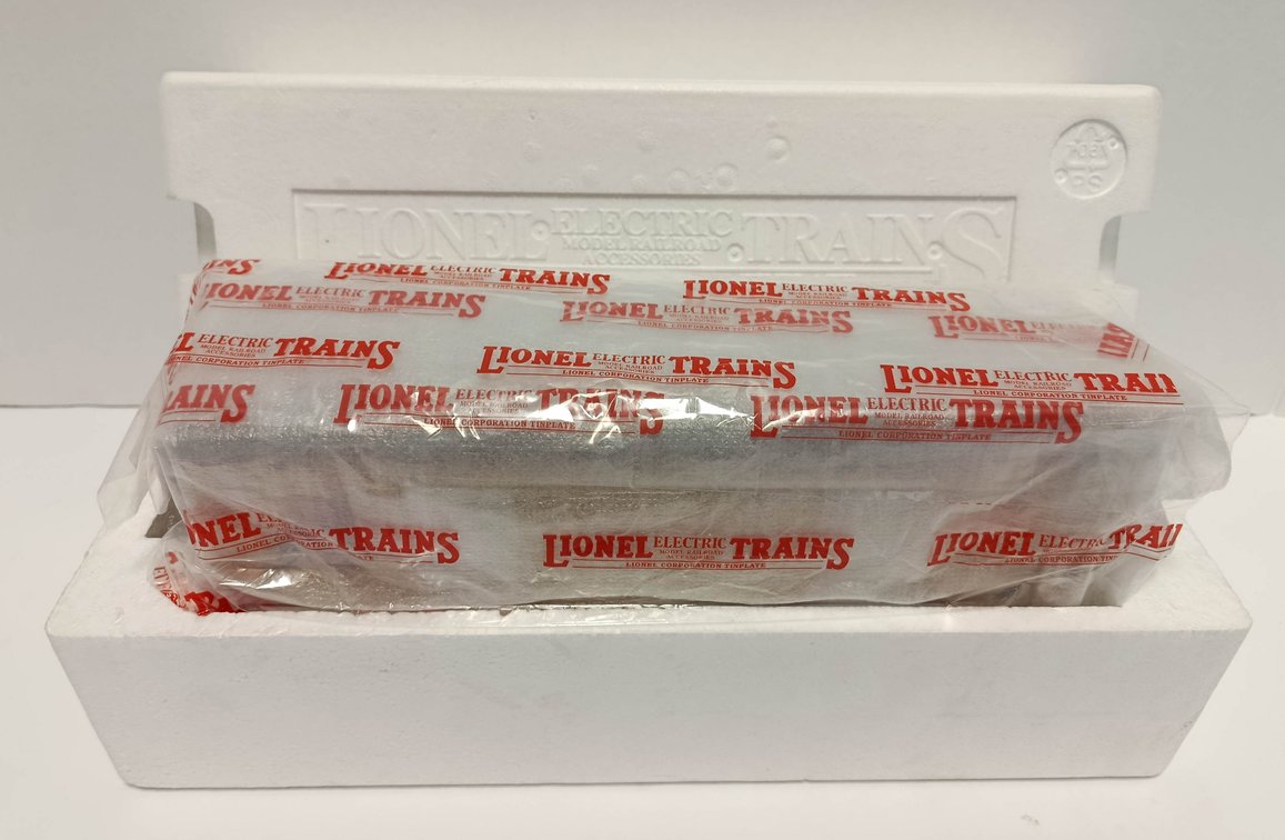 LIONEL 11-30137 214 UNION PACIFIC STD GAUGE BOX CAR, OB  INV 263410275