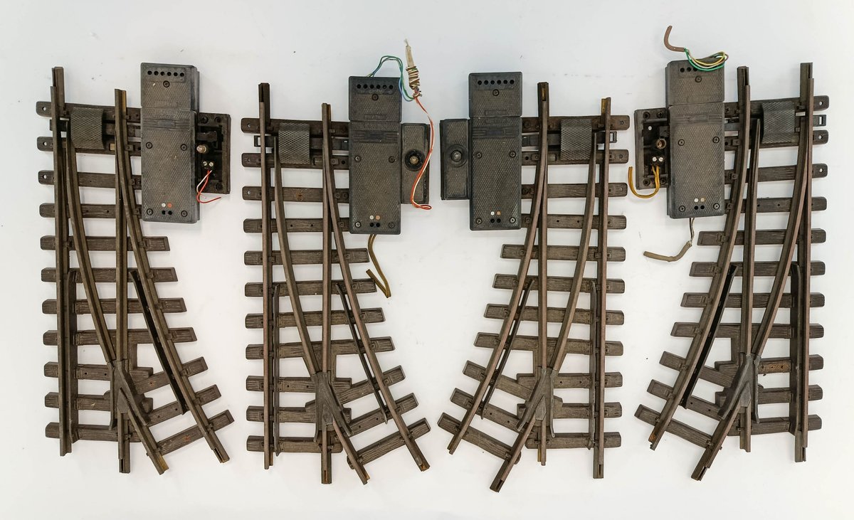 4 G GAUGE TRACK SWITCHES W/ SWITCH MACHINES, 2 LEFT & 2 RIGHT  INV 263410303