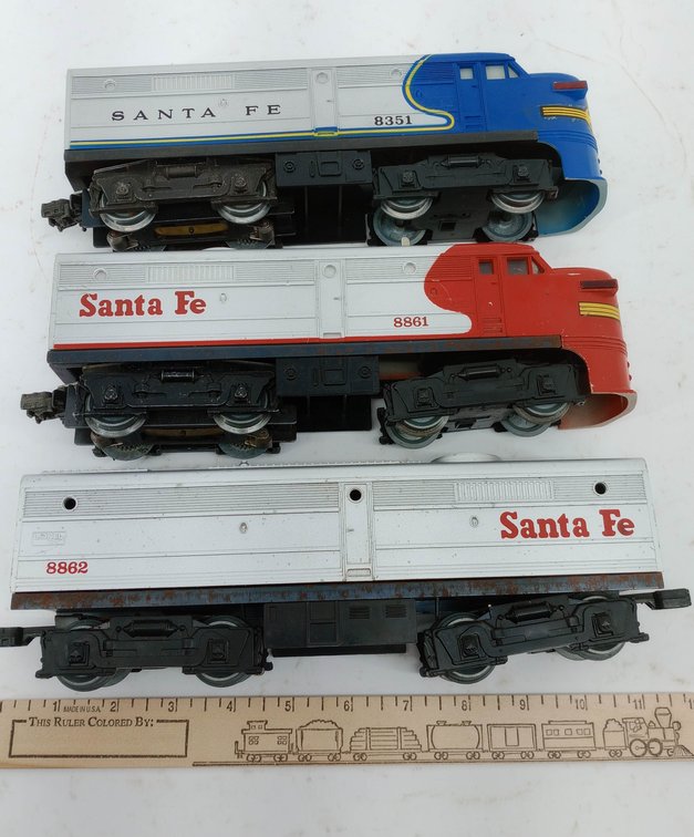 3 LIONEL O GAUGE 8351, 8861 & 8862 SANTA FE DIESEL LOCOMOTIVES  INV 260390038