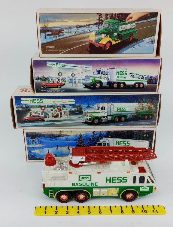 5 HESS TOY TRUCKS 1988 RACE CAR HAULER 1990 TANKER 1996 EMERGENCY TRUCK & OTHERS 4 OB  INV 262330107