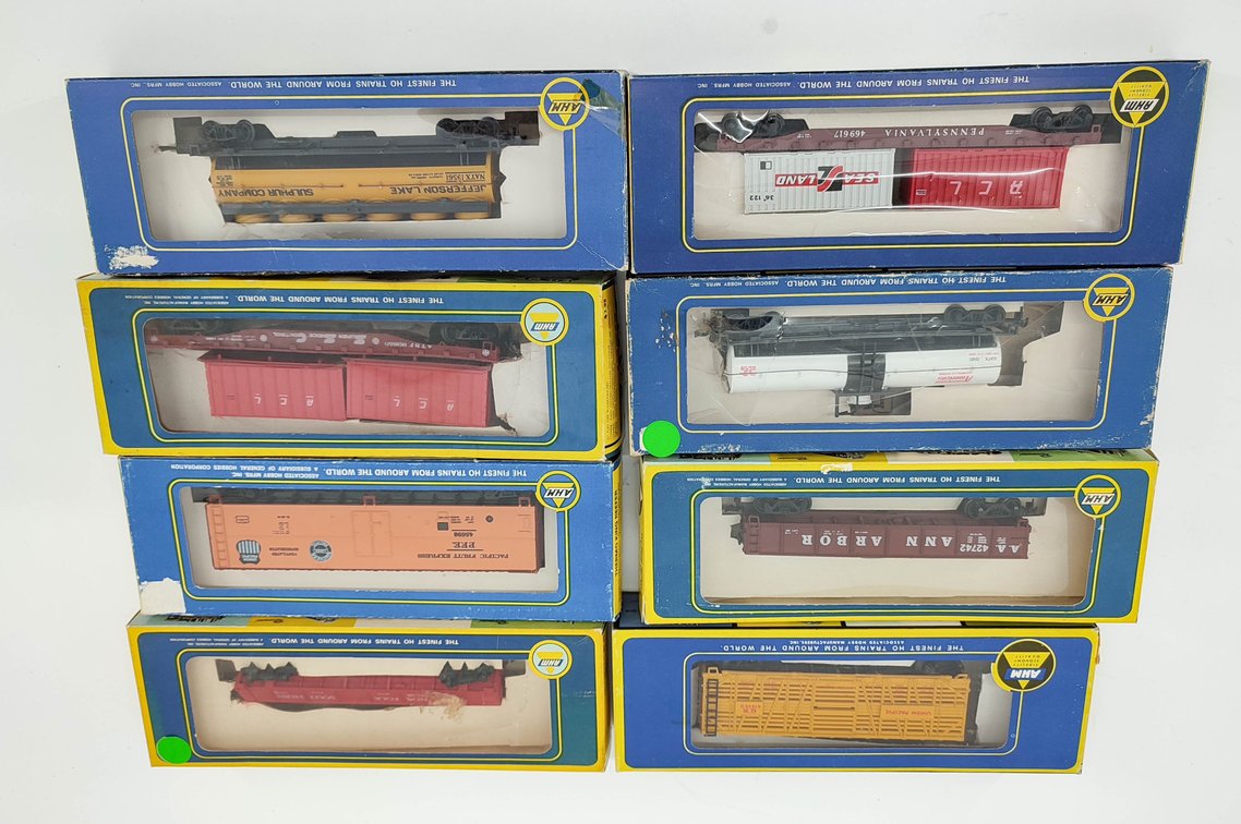 HO GAUGE 8 AHM FREIGHT TRAIN CARS OBS  INV 262380555