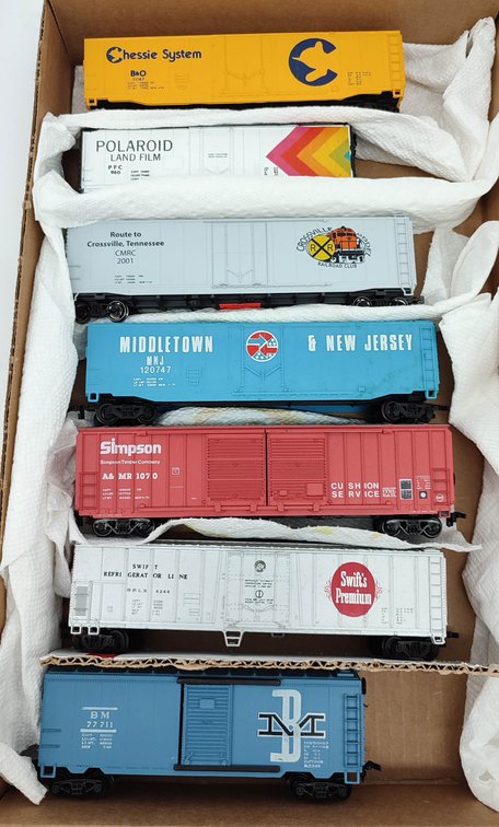 HO GAUGE 7 HO GAUGE BOX CARS, REEFER CAR, BM, SWIFT, A&MR, MNJ, CMRC, PFC, B&O  MIXED  INV 262380568