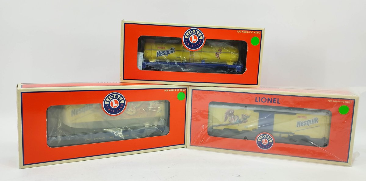LIONEL 3 NESTLE NESQUIK TRAIN CARS FLATCAR W/ TRAILER 6-26070, TANK CAR 6-26138, REEFER CAR 6-19570 OBS  INV 262380604