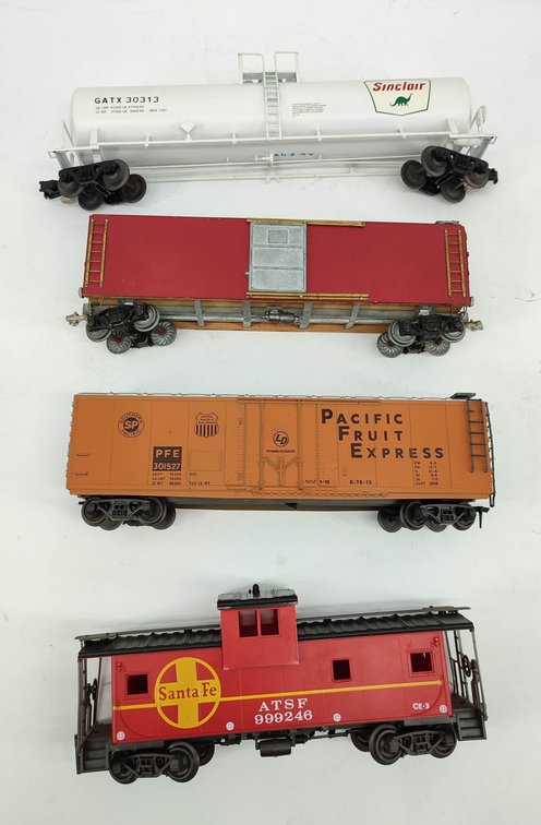 O SCALE 4 MIXED TRAIN CARS TANKER, CABOOSE, REEFER MIXED LOT  INV 262380615