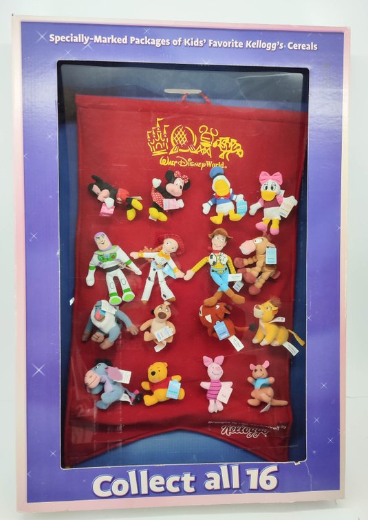 COMPLETE 2000-2001 KELLOGG'S CEREAL WALT DISNEY WORLD PROMOTIONAL 16 MINI PLUSH CHARACTERS IN DISPLAY WALL RED BANNER OB  INV 262380661