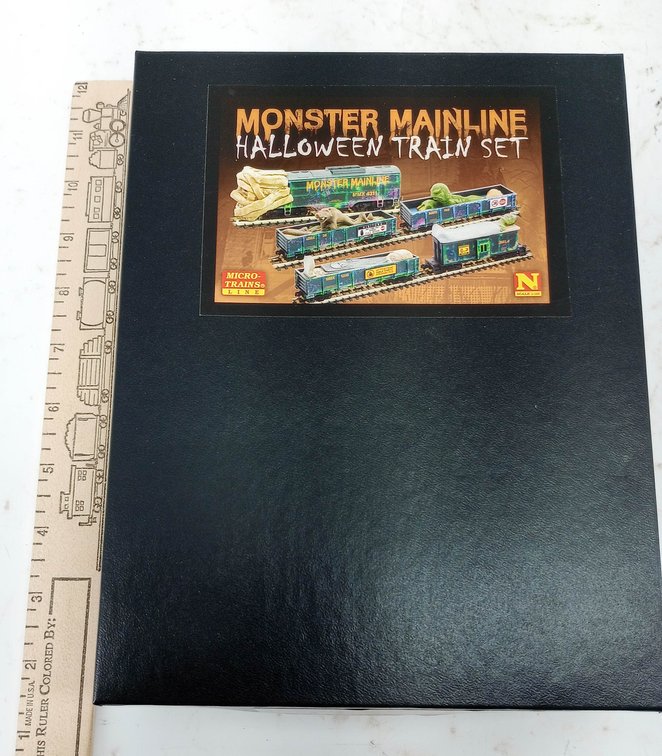 MICRO-TRAINS LINE 993 21 320 MONSTER MAINLINE HALLOWEEN N SCALE TRAIN SET, OB  INV 263331202
